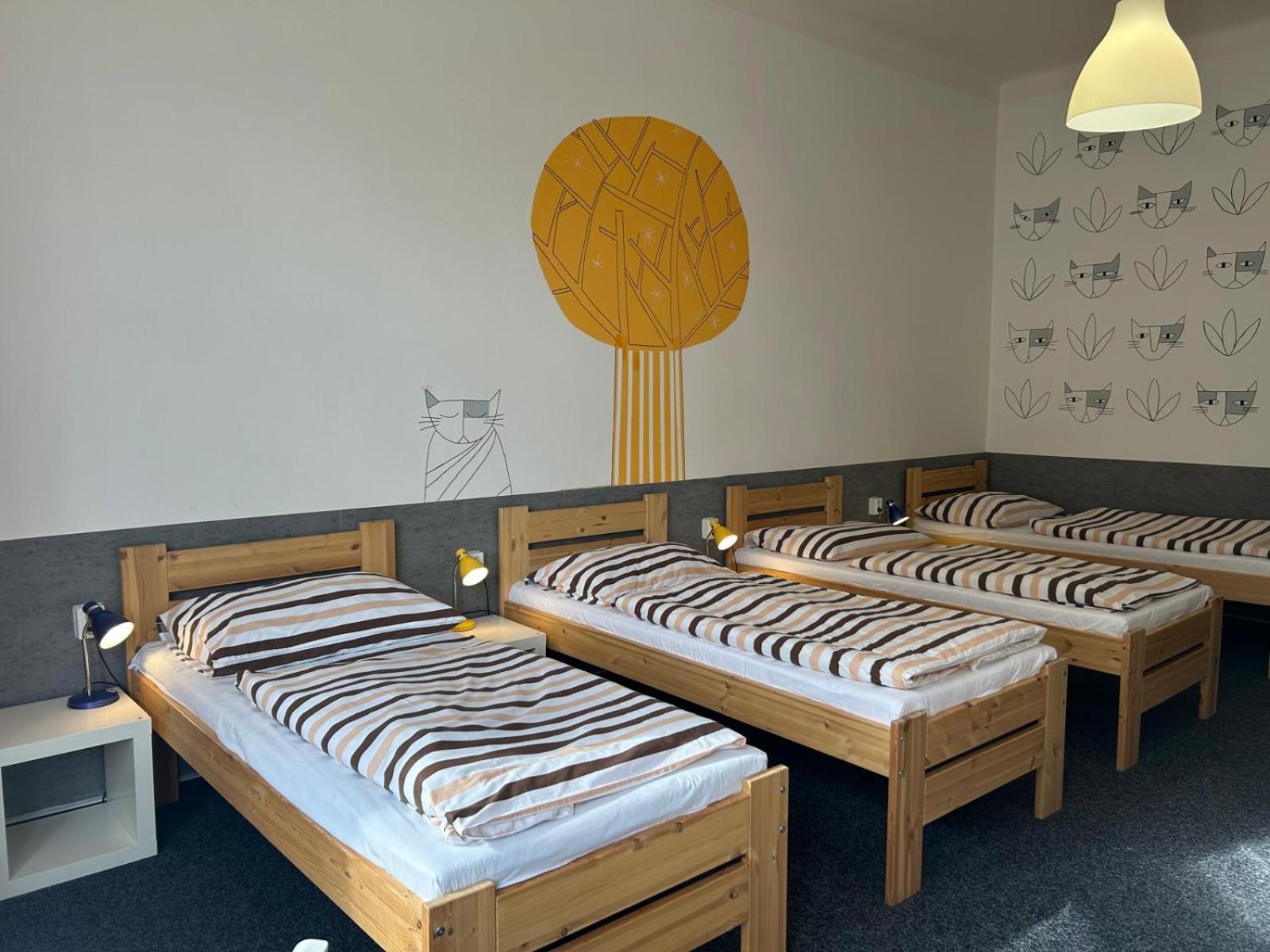 Hostel Downtown Прага Екстериор снимка