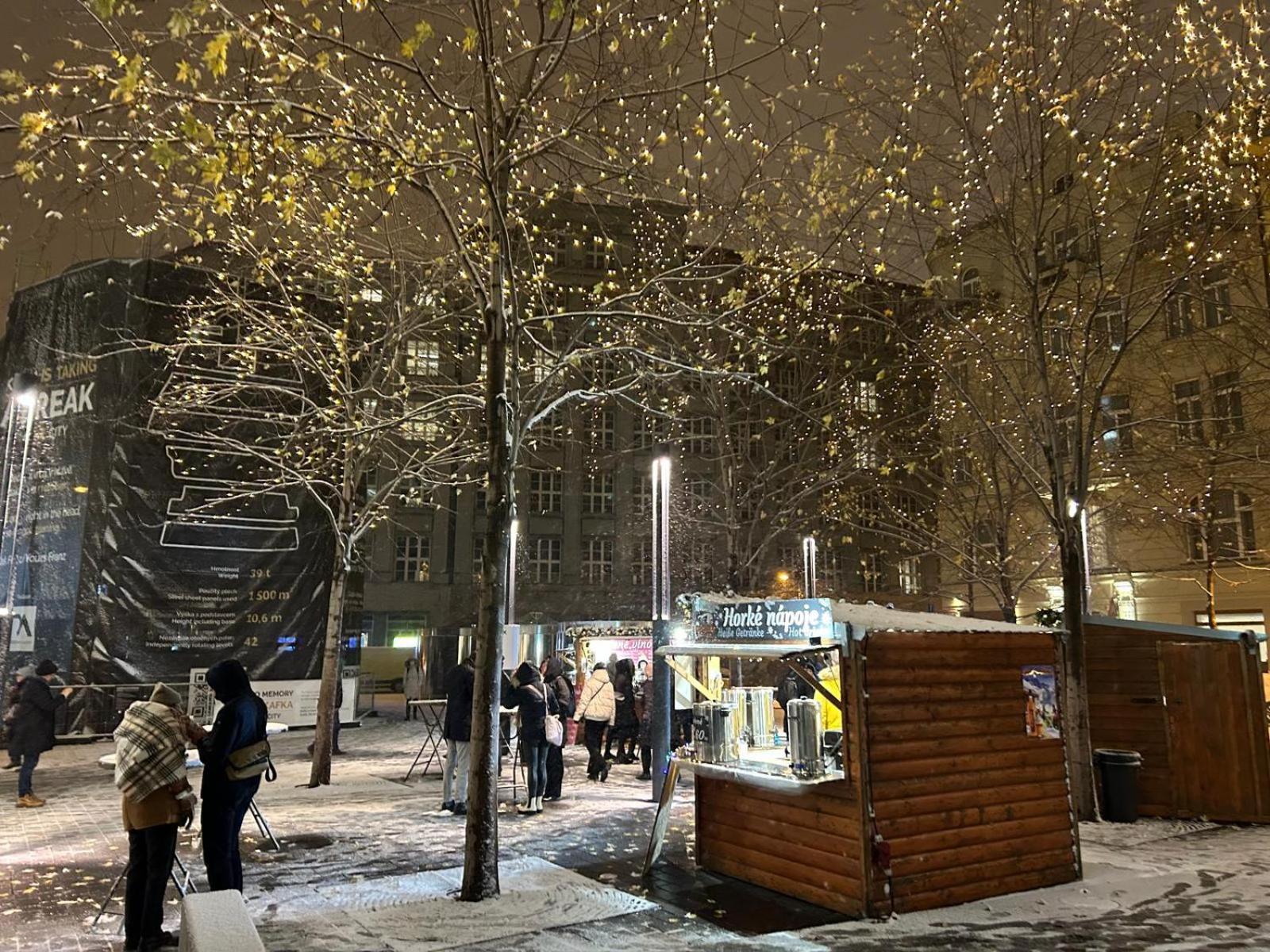 Hostel Downtown Прага Екстериор снимка